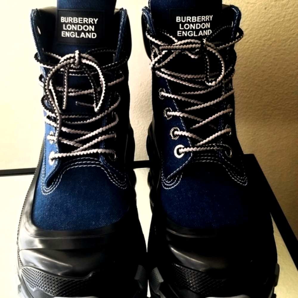 BURBERRY men's boots - Picture 2 of 4